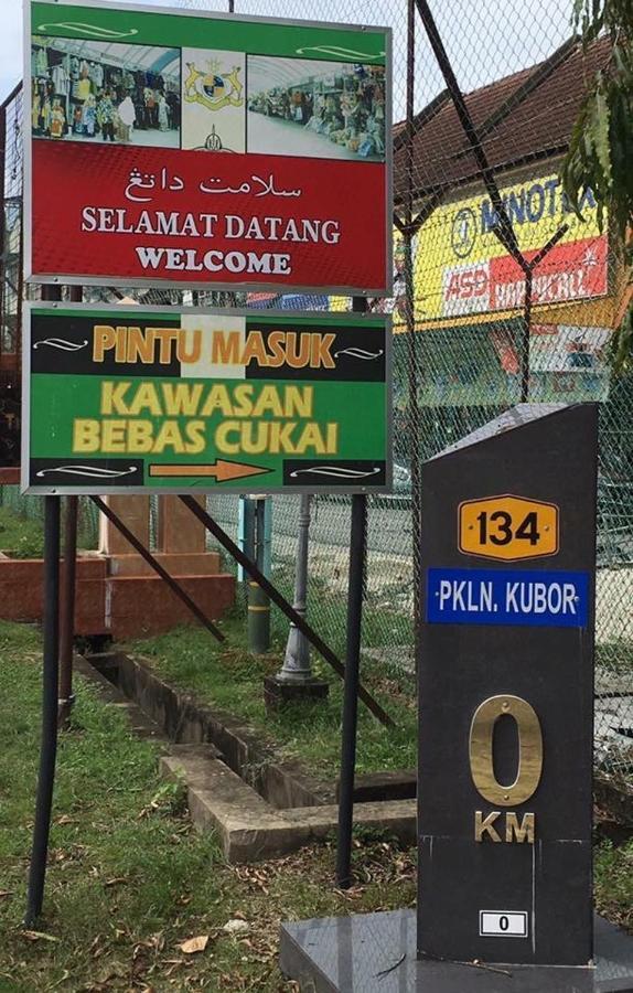 Maena Water Chalets Tumpat Buitenkant foto