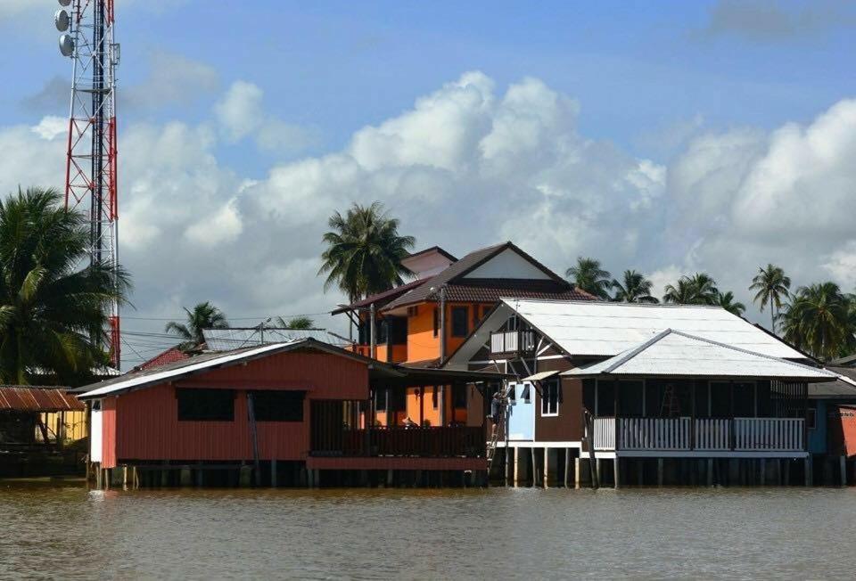 Maena Water Chalets Tumpat Buitenkant foto