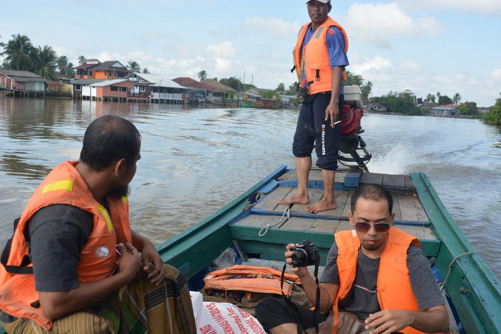 Maena Water Chalets Tumpat Buitenkant foto