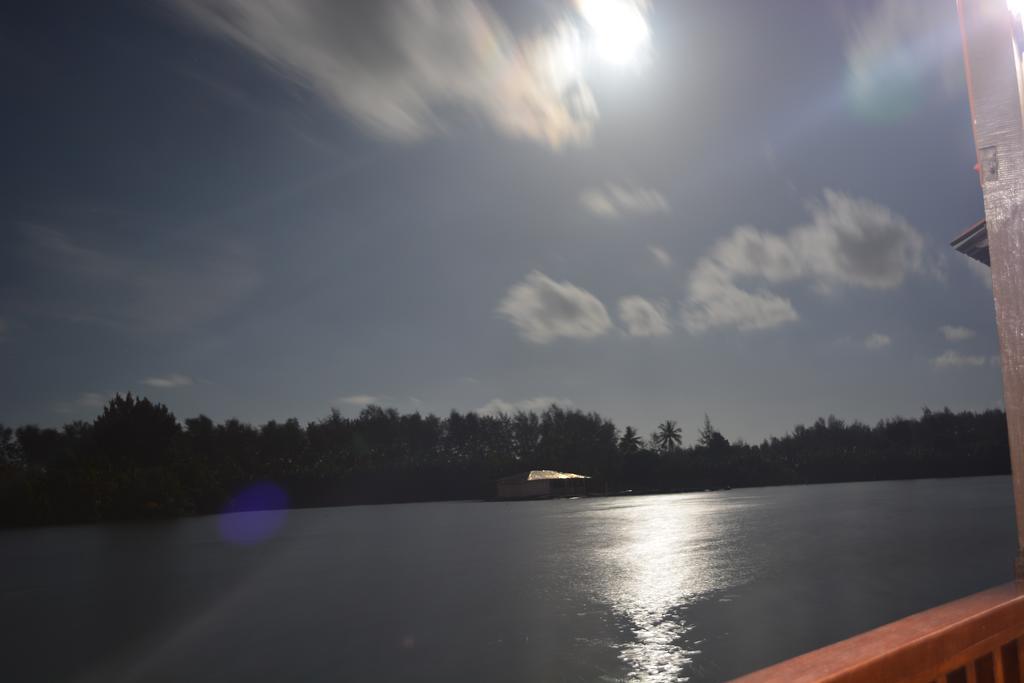 Maena Water Chalets Tumpat Buitenkant foto
