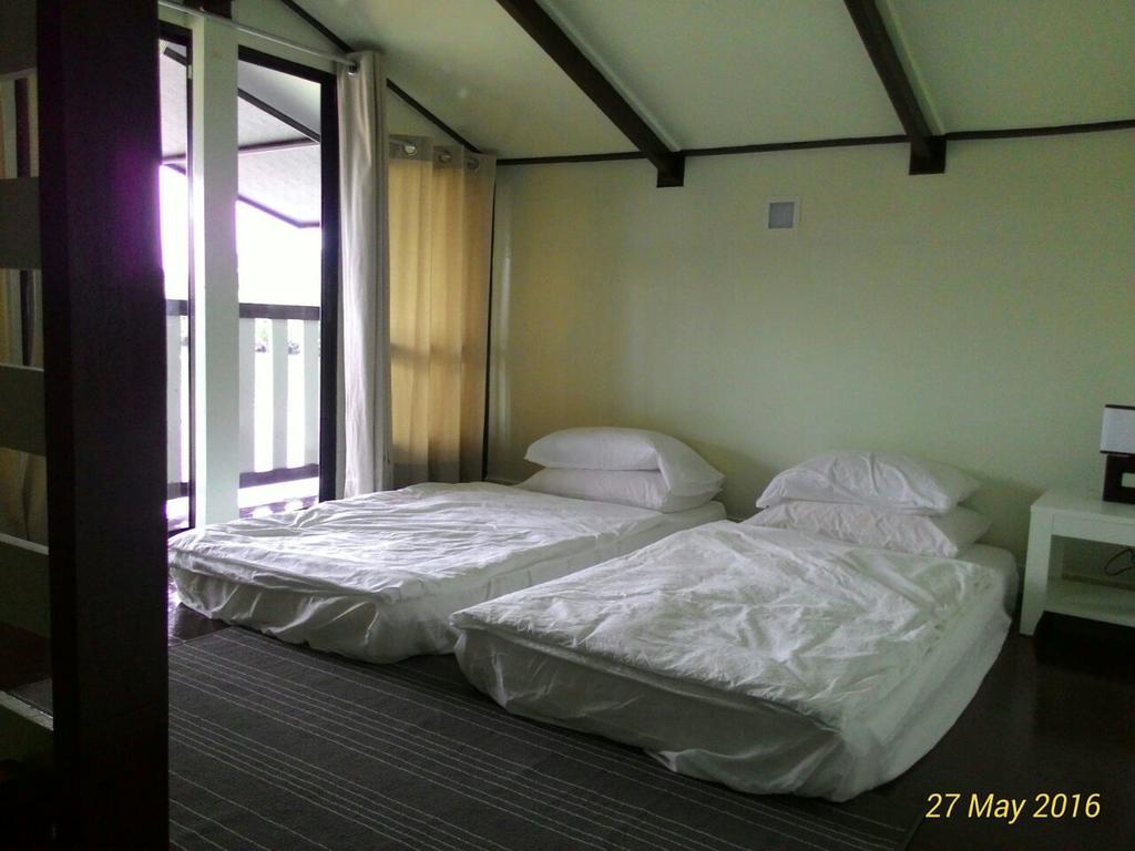 Maena Water Chalets Tumpat Buitenkant foto